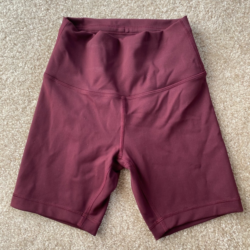 Lululemon Wunder Under Train High Rise Short 6 in.